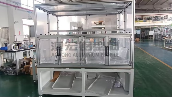 包裝產(chǎn)線卡料、粉塵超標(biāo)？看食品廠如何用鋁型材防護(hù)罩破局