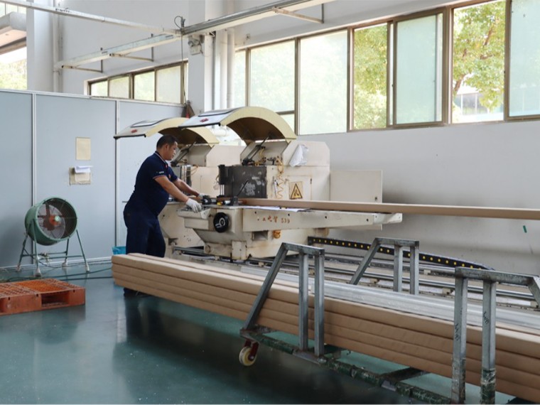 鋁型材的標(biāo)準(zhǔn)化與模塊化設(shè)計(jì)有何優(yōu)勢(shì)？