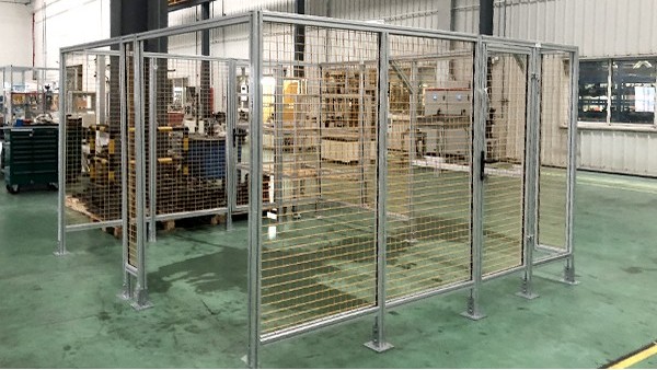 鋁型材圍欄的哪些部件可以定制？