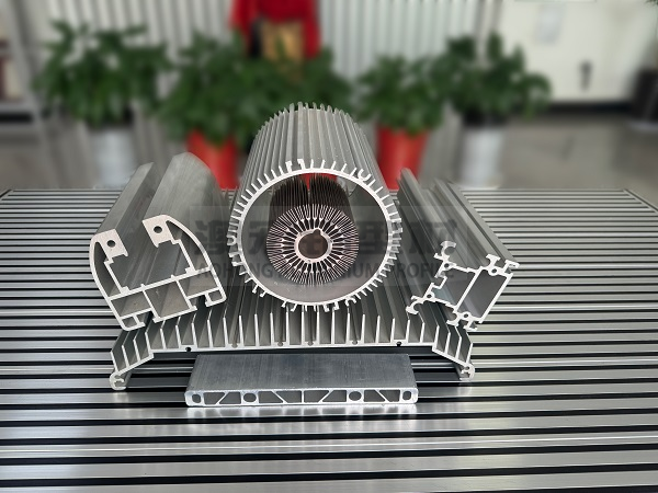 鋁型材的“定制”風(fēng)潮：你的需求它來(lái)滿足！