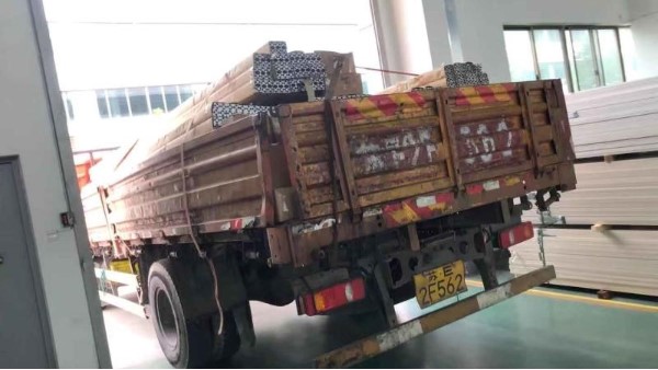 攜手戰(zhàn)役，共度難關！