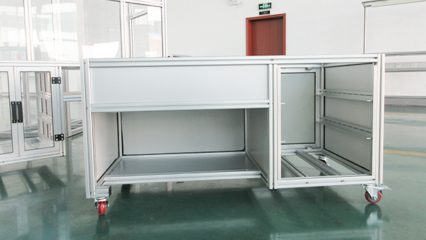 工業(yè)鋁型材工作臺為什么如此受歡迎？